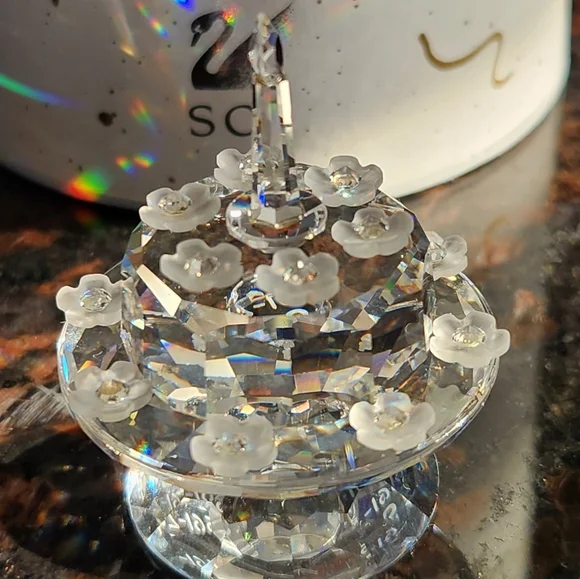 Swarovski Crystal SCS 1992 5th Anniversary Cake Figurine 169678 Retired MIB - Picture 4 of 8